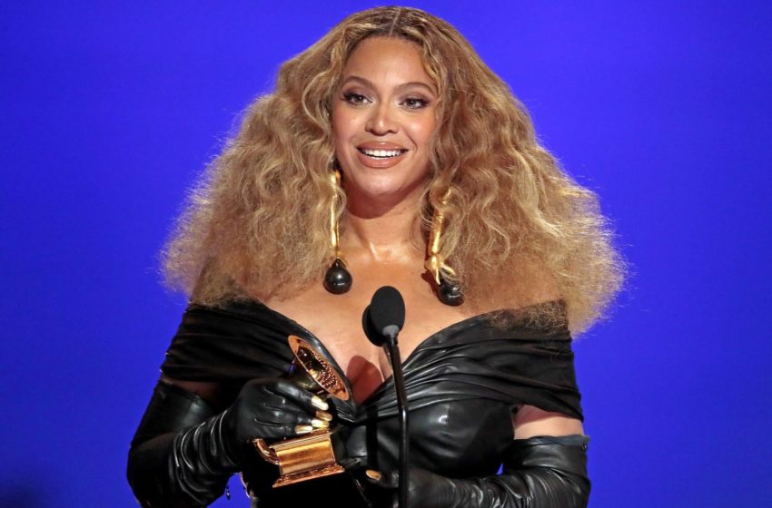  Beyonce, artiste la plus couronnée aux Grammy Awards : Retour sur le parcours d’une diva précoce